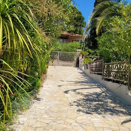 Provencale A Maxime, Golf De Saint Tropez Villa *