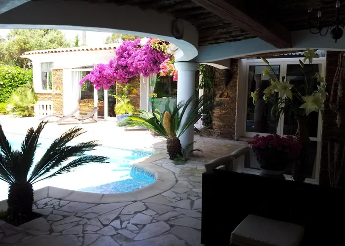 Villa Provencale A Maxime, Golf De Saint Tropez *