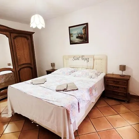 Provencale A Maxime, Golf De Saint Tropez