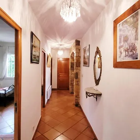 Provencale A Maxime, Golf De Saint Tropez *